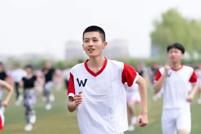 恰同学少年，展青春芳华！淄博职业学院欢迎你